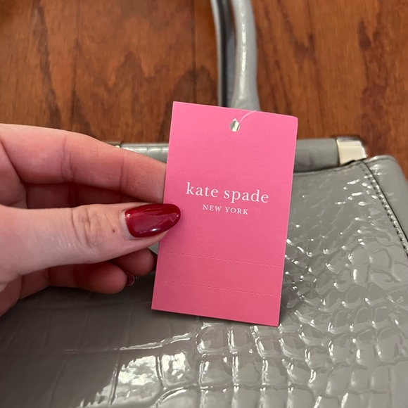 NWT Kate Spade Constance Knightsbridge Embossed Croc Leather Handbag Soft Taupe - Picture 10 of 10
